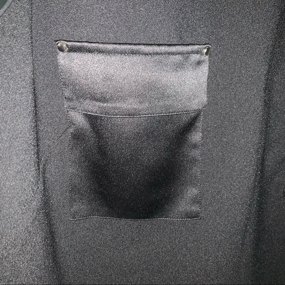 Black sleeveless blouse - Picture 3 of 5